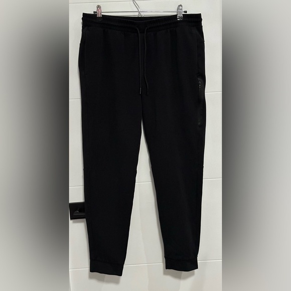 Old Navy: Men’s Dynamic Fleece Jogger Pants- Size Large - Picture 1 of 9